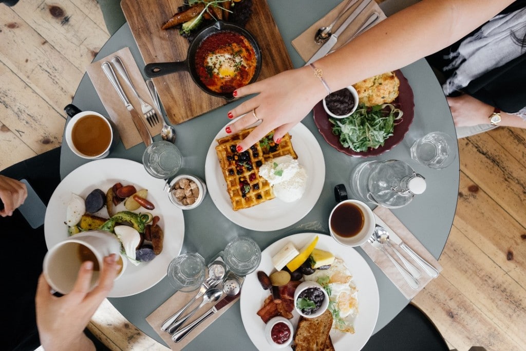 save money by going for lunch instead of dinner