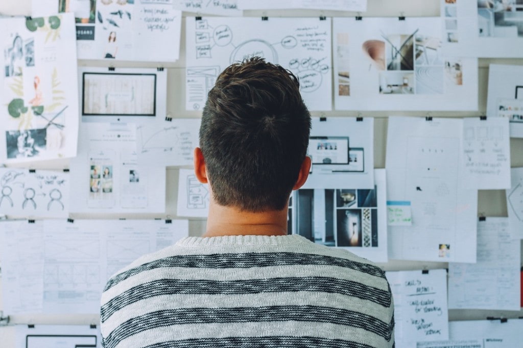 The Pros and Cons of DIY Investing