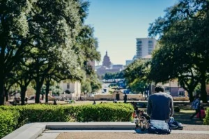 Financial Aid for Canadians Looking to Study Abroad in the USA