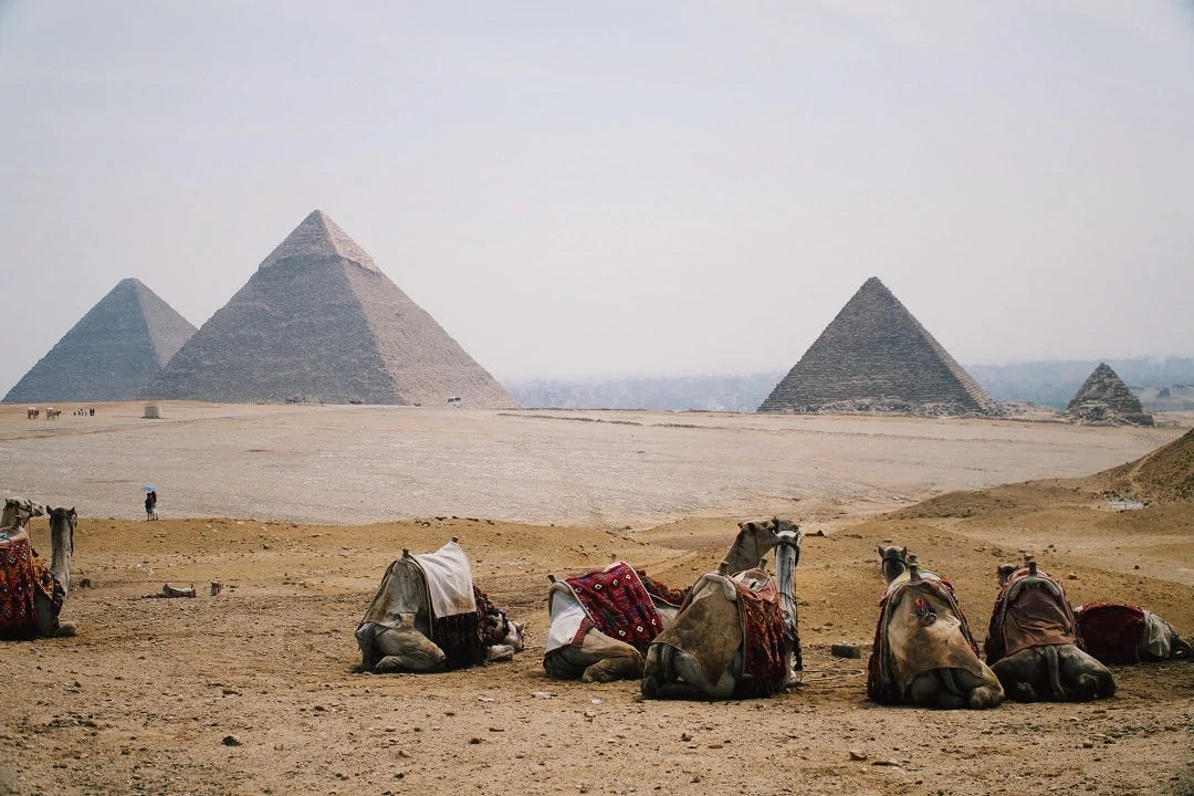 How much does it cost to go to Egypt pyramids