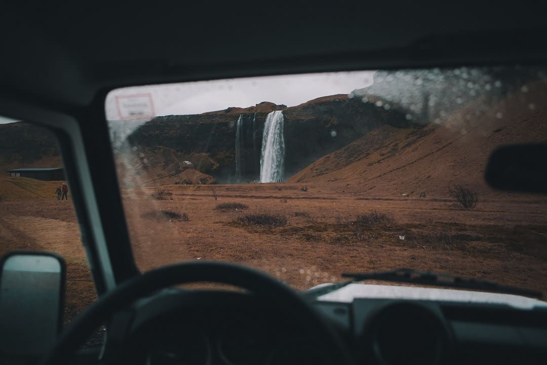How Much Does it Cost to Go to Iceland car