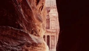 how much does it cost to go to jordan petra