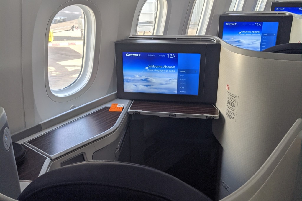 EgyptAir 787-9 Business Class Cairo to Dubai Review