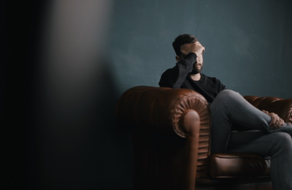 When Should You Consider Using the Services of a Licensed Insolvency Trustee