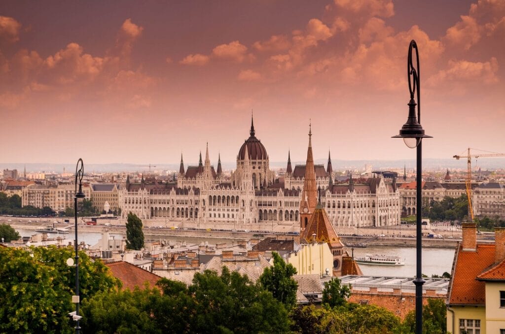 Budapest trip cost parliament