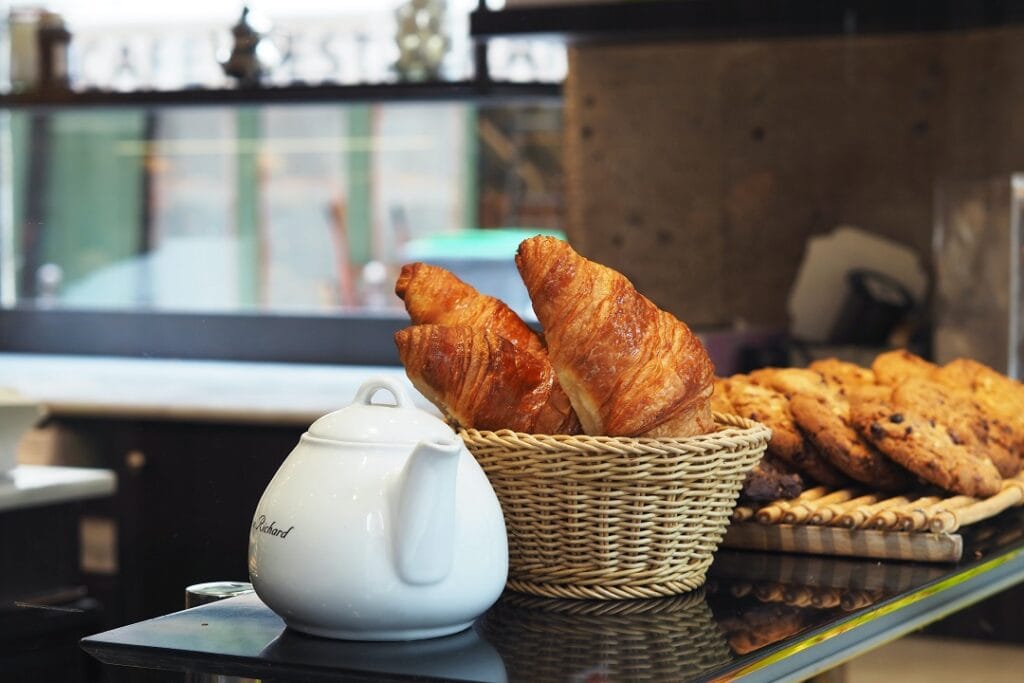 Paris on a budget food