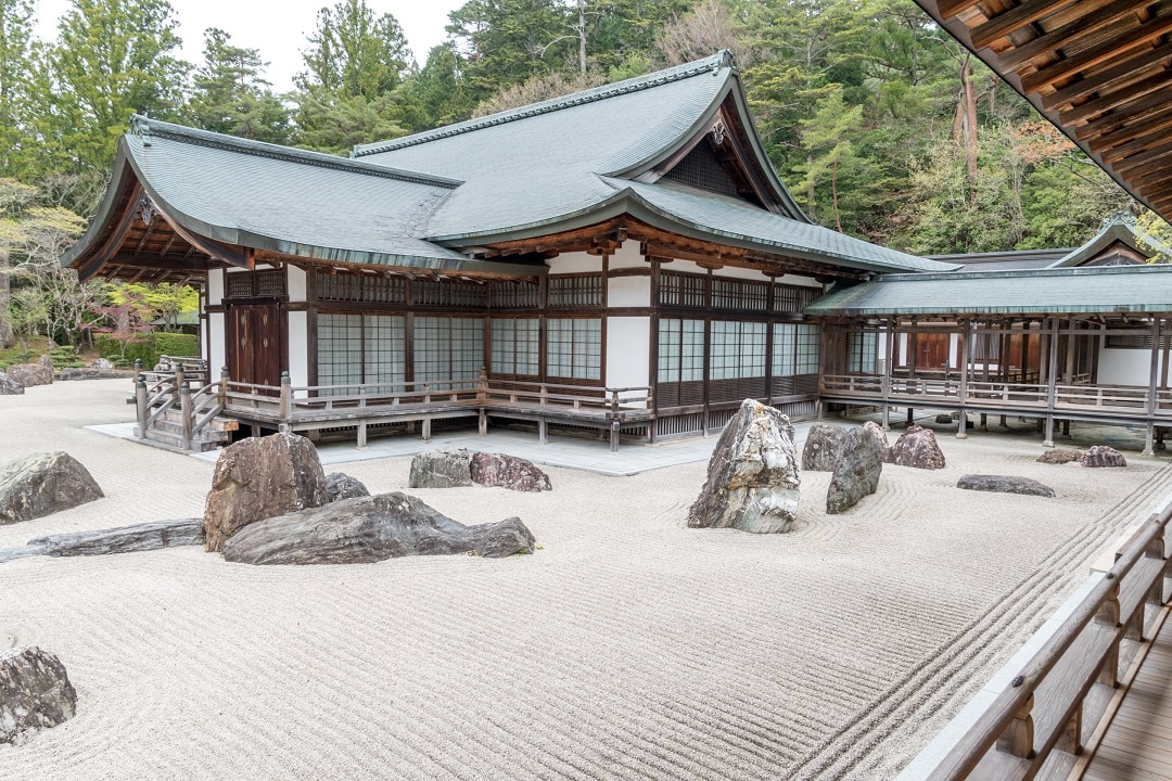 Koyasan Japan Guide temple stay