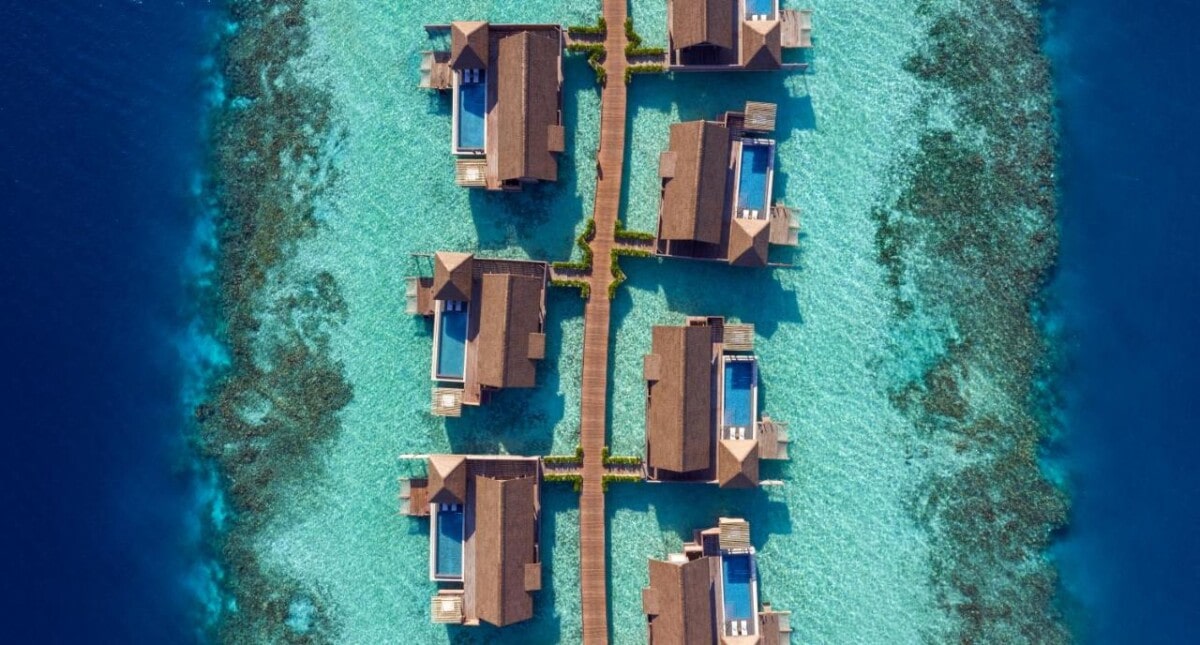 overwater villas in the Maldives - Waldorf Astoria Maldives Ithaafushi