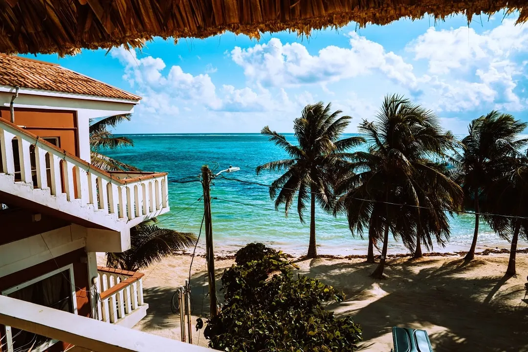 Cost to go to Belize hotel